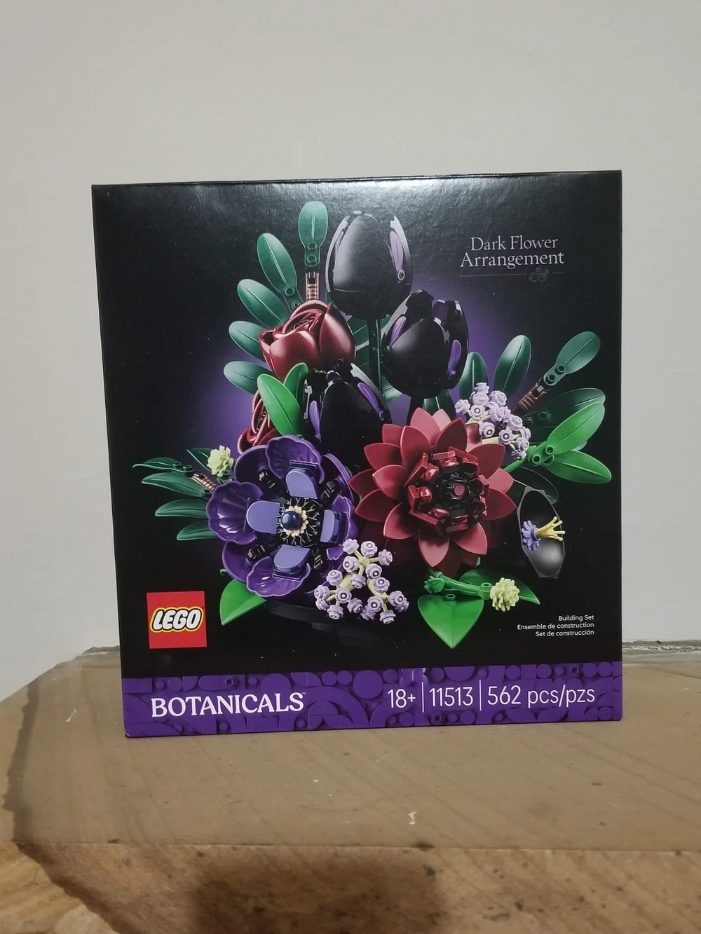 NEW! Lego Dark Flower Arrangement - Purple, Red & Green Floral Build NWT